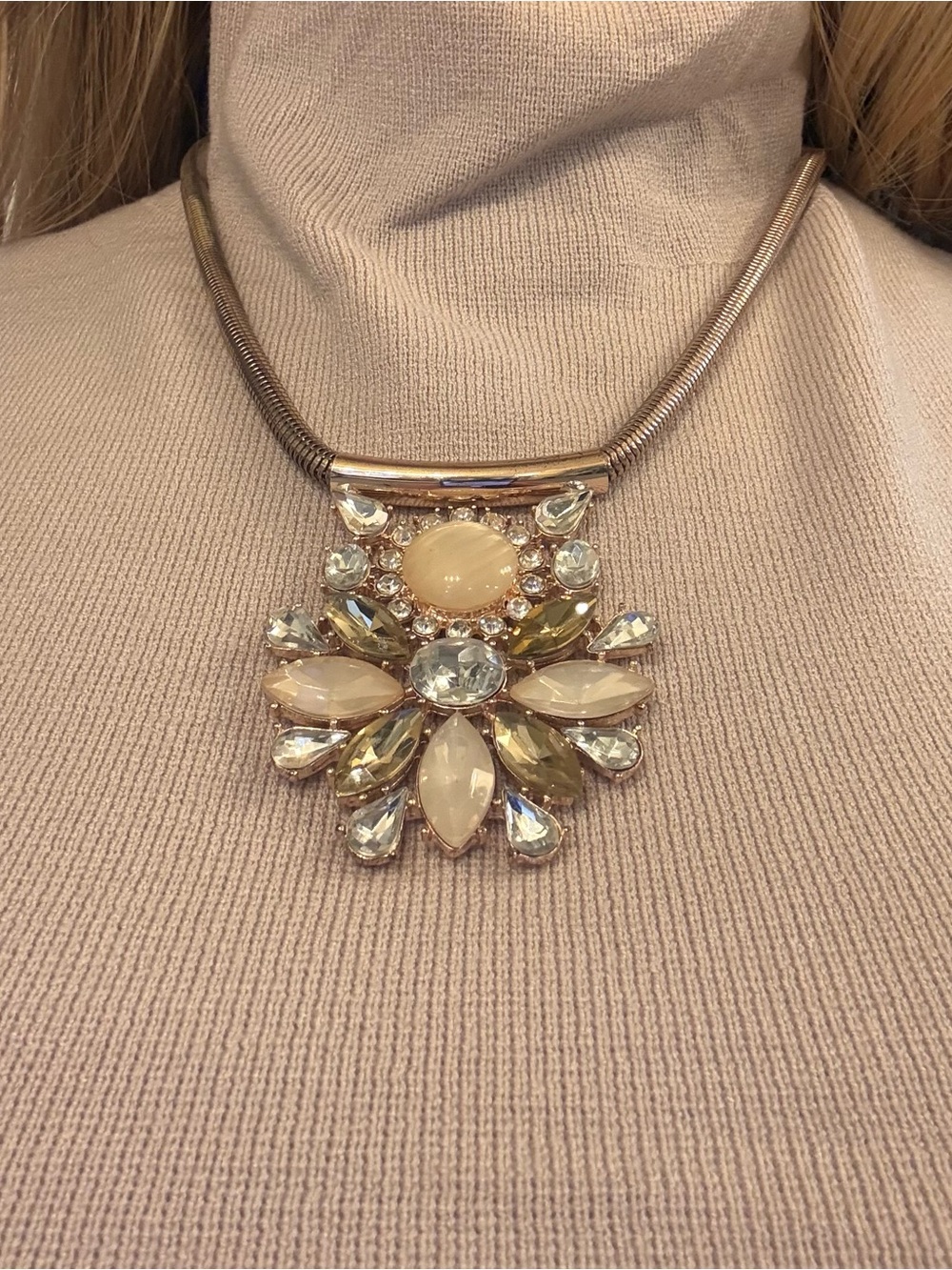 Gorgeous Floral Cluster Statement Necklace